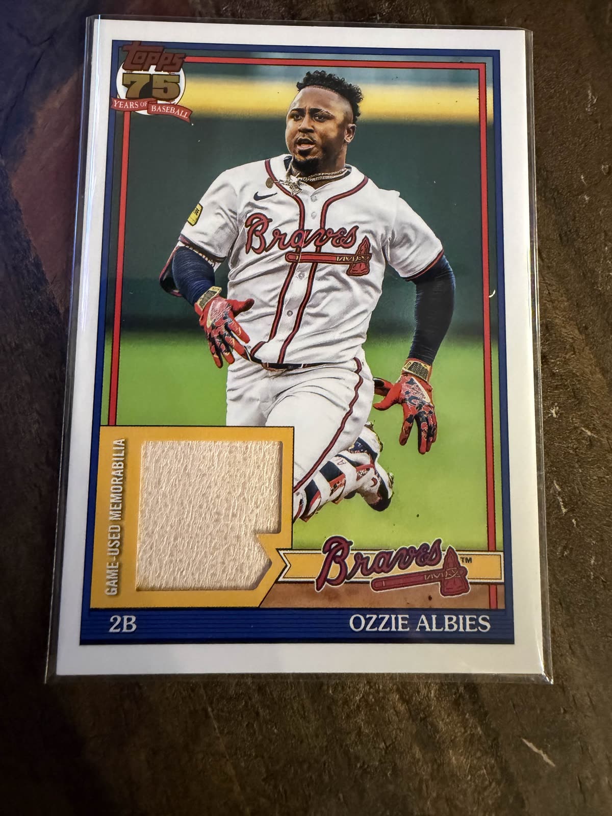 Ozzie Albies 2026 Topps 75th Anniversary Game-Used Memorabilia Relic